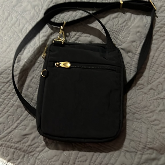 Travelon Bags Travelon Anti Theft Crossbody Poshmark